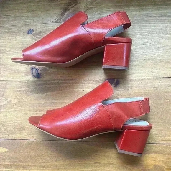 🔥bos. & Co.🔥 | Red leather heeled sandals - Picture 4 of 7